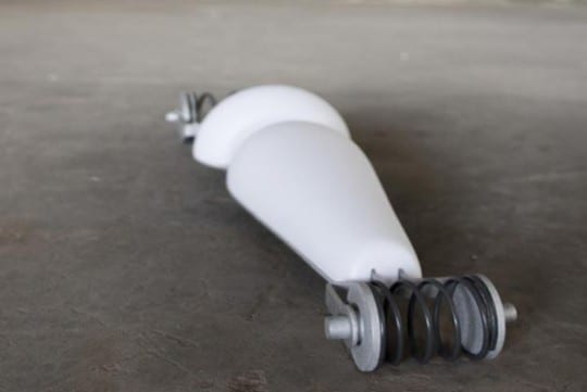 illuminated-mind-controlled-toy-car-ADHD-concentration-training-Alejo-Bernal