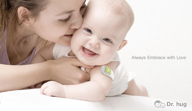 dr-hug-bracelet-for-baby-by-jaehyuk-lee1