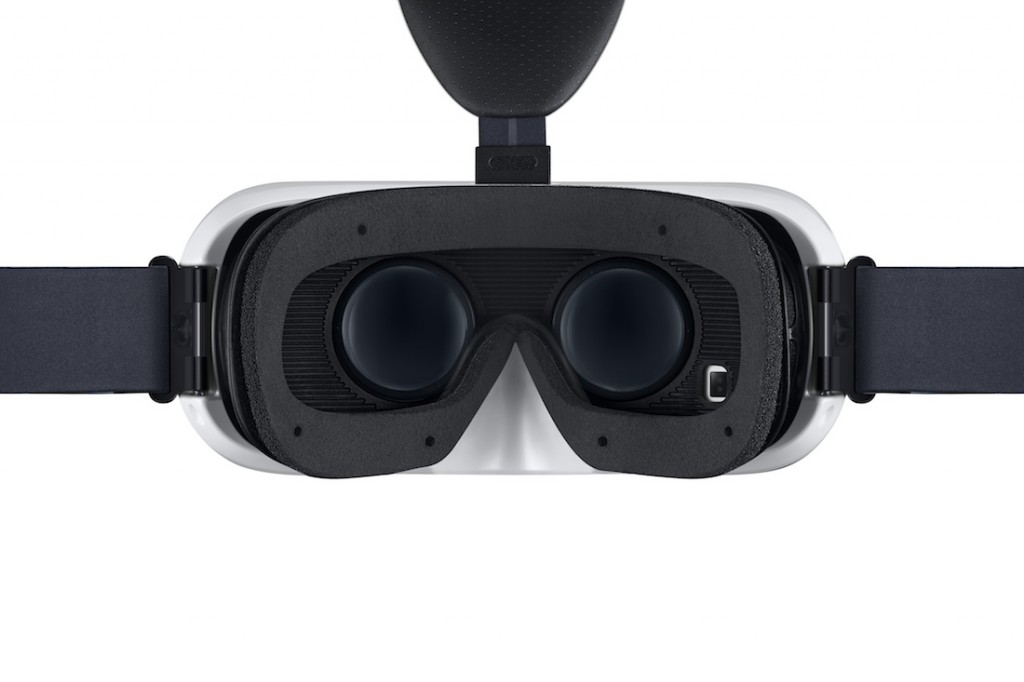 Gear VR Product Image (10)