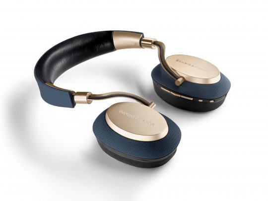 Bowers & Wilkins PX
