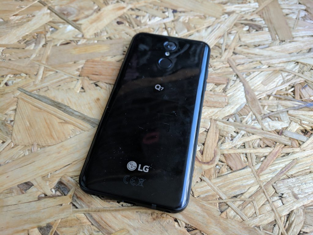LG Q7